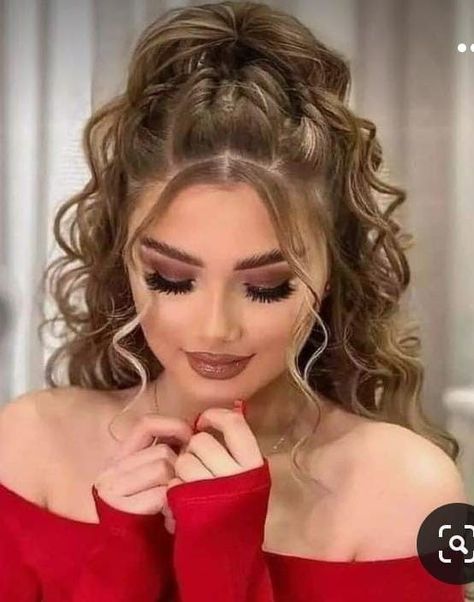 Creative Hair Color, Bridal Hair Buns, Hairdo Wedding, Bridal Hair Updo, Long Hair Wedding Styles, Front Hair Styles, Hairdos For Curly Hair, Hair Stylist Life, Braids For Long Hair