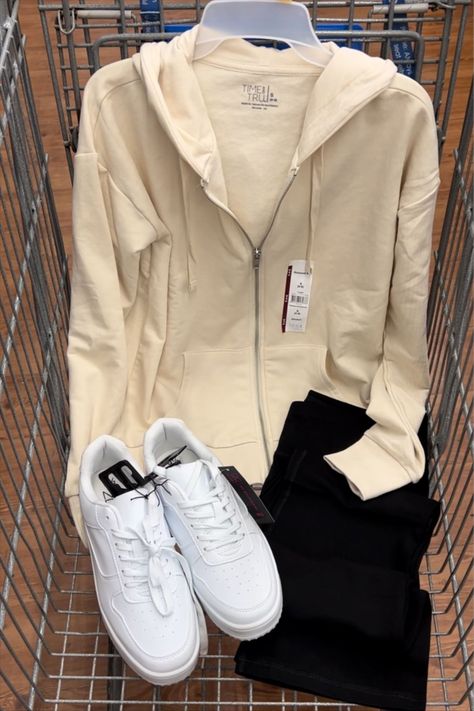 Walmart Outfits 2023, Fall Fashion 2023, Walmart Outfits, Simple Family Meals, Mom Wardrobe, Walmart Fashion, Black Yoga Pants, Cold Weather Fashion, Black Yoga