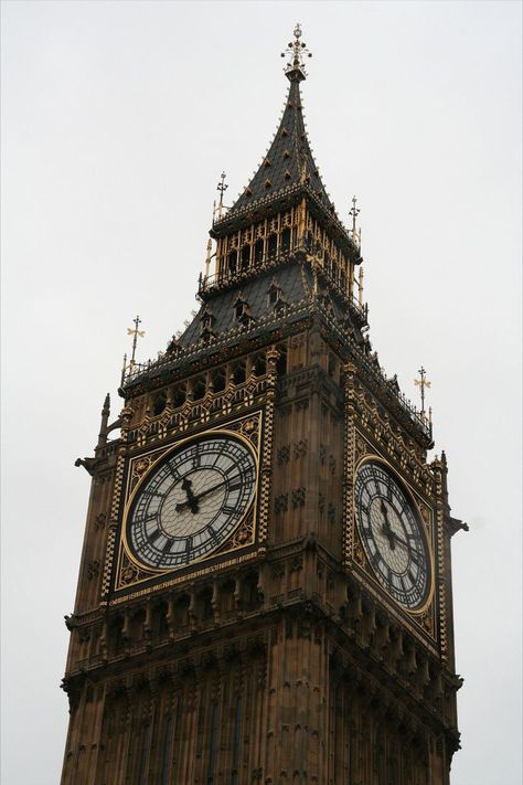 Big Ben is the nickname for the Great Bell of the striking clock at the north end of the Palace of Westminster in London, UK Palace Of Westminster, Westminster, London Uk, Big Ben, In London, Palace, Cool Photos, Clock, London