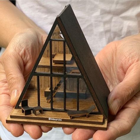 Facebook Diy Model House, Architecture Miniature Models, Maqquete Architecture, Maket Architecture Ideas Projects, Building Model Architecture, Architecture Model Making Ideas, Model Making Architecture, Modern Diorama, Architecture Diorama