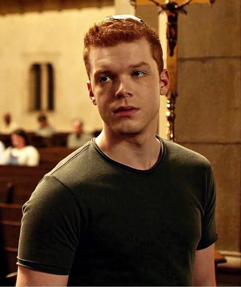 Beyond Ian Gallagher: Cameron Monaghan – Nerds and Beyond Shameless Mickey And Ian, Ian Gallagher, Ian Shameless, Carl Gallagher, Ian And Mickey, Mickey And Ian, Jerome Valeska, Cameron Monaghan, Adam Sandler