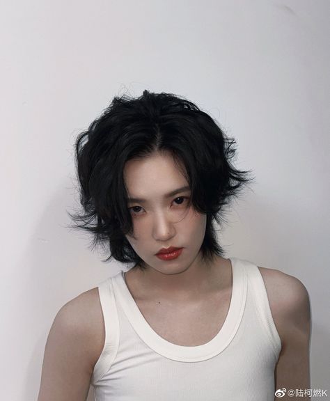 Lu Keran, Masc Women, Tomboy Hairstyles, Ulzzang Girl, Face Claims, Beautiful People, Short Hair Styles, Wattpad, Hair Styles