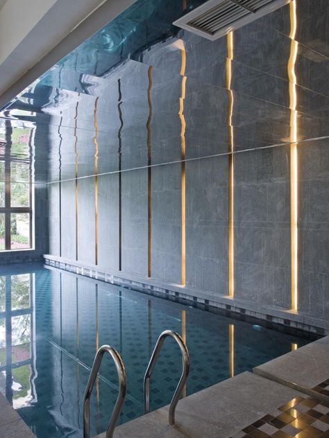 Indoor Swimming Pool Design, Indoor Pool Design, Spa Interior Design, Piscina Interior, Spa Lighting, Indoor Pools, Indoor Swimming Pool, Swimming Pool Tiles, Spa Interior