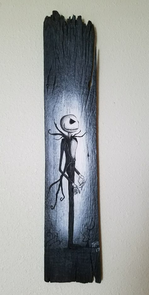 Jack Skellington on old wood. By Jennifer Busse. Baba Jaga, Nightmare Before Christmas Decorations, Halloween Wood Crafts, Creation Art, Wood Pallet Art, Halloween Crafts Decorations, Barn Board, Fall Halloween Crafts, Halloween Painting