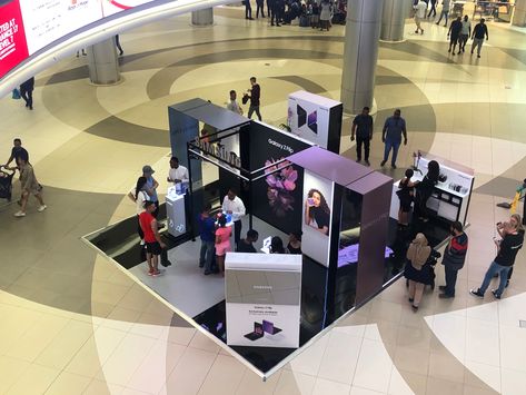 Mall Activation Ideas, Mall Activation, Activation Booth, Activation Ideas, Marketing Activations, Booth Designs, Mall Kiosk, Tv Shopping, Store Layout