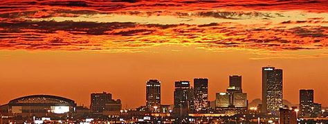 phoenix skyline pictures | Phoenix Skyline Phoenix Core, Bored Person, State Capitals Quiz, Phoenix Skyline, Spring Break Trips, Proud American, Downtown Phoenix, City Sky, State Capitals