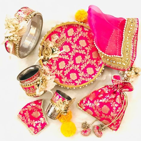 Karwa Chauth Gift, Sangeet Decor, Diwali Pooja, Thali Decoration Ideas, Karva Chauth, Pooja Thali, Temple Decor, Daughter In Law Gifts, Potli Bag