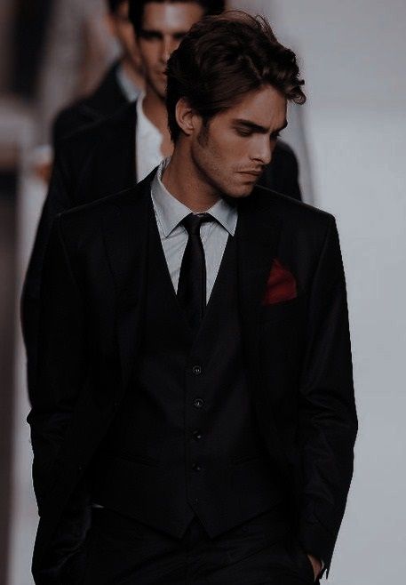 Jon Kortajarena Aesthetic, Atesh Salih, John Kortajarena, Psl Gods, Dark Pixie, Jon Kortajarena, Nice Guys, Mens Casual Dress, Best Model