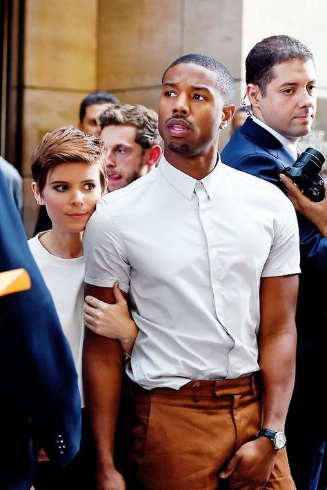 Michael Bakari Jordan, Fashion Pose, Pose Photography, Urban Wear Women, Urban Style Outfits, Kate Mara, Black Panthers, Michael B Jordan, Urban Fashion Women