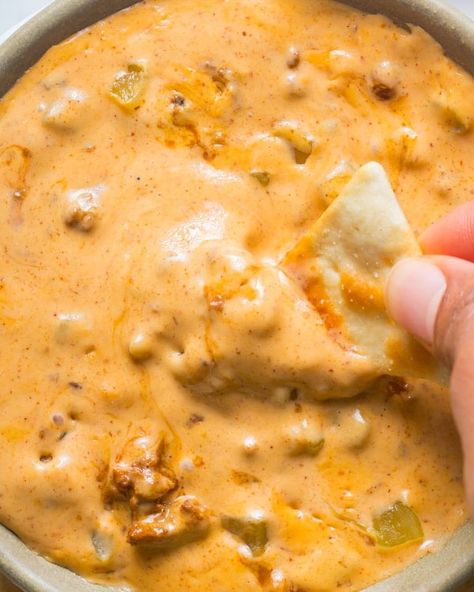 Velveeta Chili Cheese Dip: Only 4 Ingredients Velveeta Chili Dip, Velvetta Cheese Dip, Velveeta Chili Cheese Dip, Queso Dip Velveeta, Bean Cheese Dip, Velveeta Cheese Dip, Velveeta Queso, Chili Cheese Dip, Velveeta Recipes