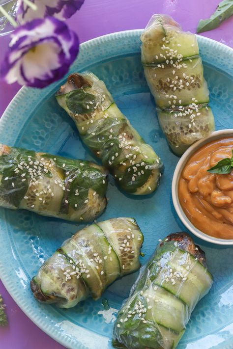 Cucumber mushroom spring rolls – Life in the South Mushroom Spring Rolls, Ramen Salad, Spring Roll Recipe, Button Mushroom, Spring Roll, Feel Good Food, Roll Recipe, Large Plates, Wild Mushrooms