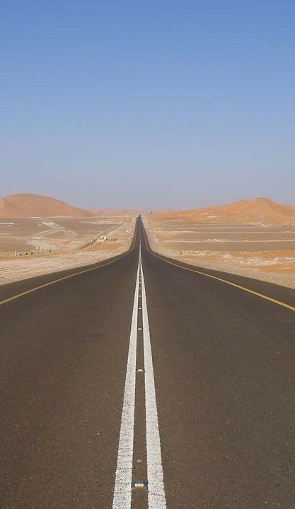 Empty Road, Desert Road, Road Photography, Desert Dream, Beautiful Roads, In The Middle Of Nowhere, Scenic Roads, Middle Of Nowhere, American Road Trip