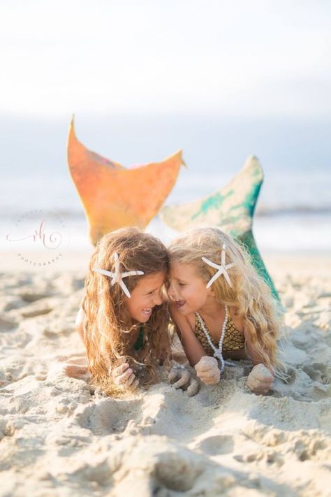 Kids Beach Photoshoot, Mermaid Shoot, Mermaid Sisters, Mermaid Photo Shoot, Mermaid Photoshoot, Mermaid Friends, Mermaid Pose, Mermaid Photography, Mermaid Photos