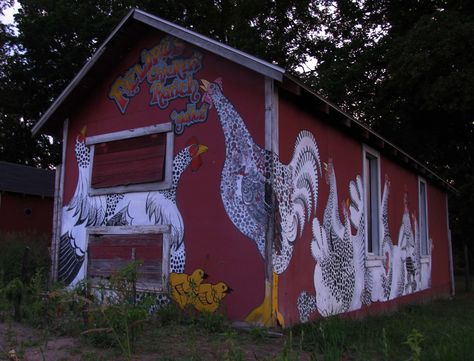 chicken coop mural - Google Search Backyard Coop, Chicken Home, Outside Paint, Coop Design, Coop Plans, Chicken Coop Plans, Backyard Chicken Coops, Hen House, Pan Chicken