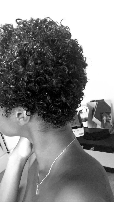 Big Chop Aesthetic, Curly Big Chop, Big Chop Hairstyles, Big Chop Natural Hair, Pretty Dark Skin, 3c Hair, Afro Latina, Hair Therapy, Beautiful Curly Hair