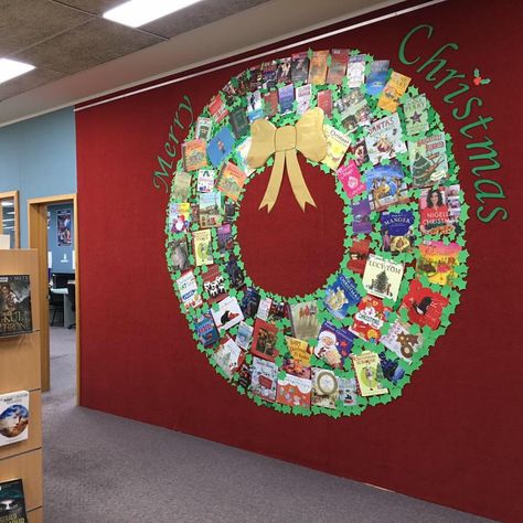 School Library Decorating Ideas, Holiday Library Displays, Christmas Library Bulletin Boards, Library Decorating Ideas, Christmas Library Display, School Library Book Displays, Library Christmas, Library Signage, Christmas Bulletin Boards