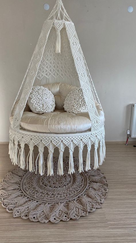 White Cotton Macrame Swing, Hanging Chair, Hängesessel, Swing Chair, Macrame Rocking Swing Chair, hanging chair indoor, chair hanging indoor Macrame Swing chair Perfect for any room - with a good book, a cheeky inside swing, or even next to a pool It is suitable for people of all ages. This macrame swing is a stylish and cozy addition to any room's decor! Boho macrame swing is a great product and it has versatile using places like terraces, balconies, room, garden, indoor and outdoor. Please not Bedroom Swing, Chair Macrame, Hanging Chair Indoor, Casa Clean, Dream Bedroom Inspiration, Macrame Swing, Room Redesign, Preppy Room Decor, Swing Chair