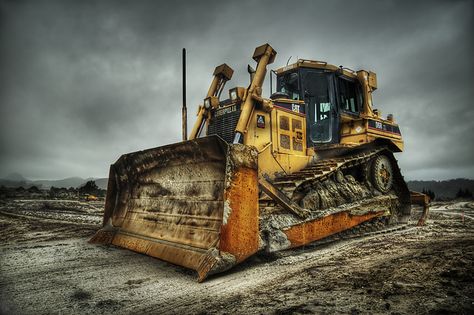 CAT D6R xl dozer, Pauanui Waterways, Coromandel, NZ by Steve.Lawton, via Flickr Cat Bulldozer, Biggest Truck, Giant Truck, Caterpillar Bulldozer, Mighty Machines, Earth Moving Equipment, Caterpillar Equipment, Heavy Equipment Operator, Photography Abstract