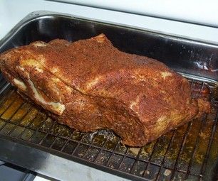 Smoked bbq on the stove Indoor Smoker, Smoker Recipes Electric, Indoor Bbq, Meat Bbq, Barbecue Pulled Pork, Pork Bbq, Meat Smoker, Prime Rib Recipe, Smoker Cooking