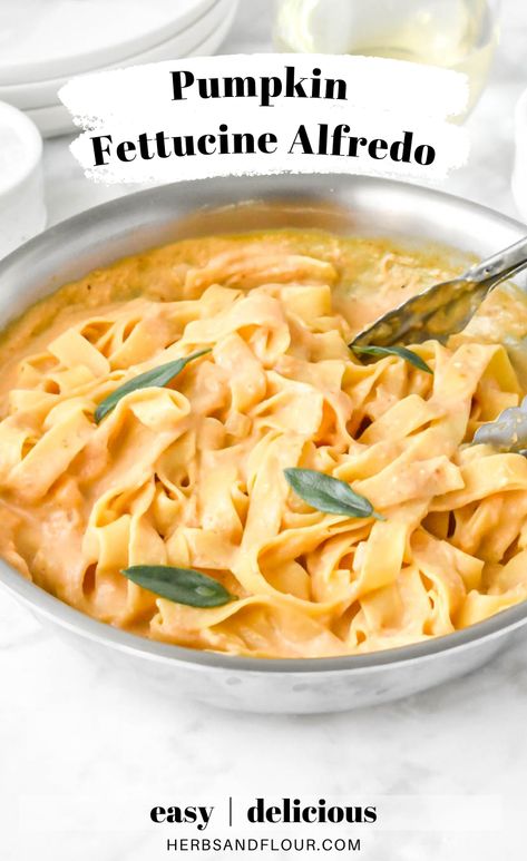 Pumpkin Fettuccine Alfredo, Dinner Recipes With Pumpkin Puree, Slow Cooker Recipes Fall, Easy Fall Meal Ideas, Recipes With Fresh Pumpkin, Pumpkin Savory Recipes, Pumpkin Fettuccine, Pumpkin Spaghetti, Pumpkin Alfredo Sauce