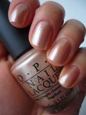 OPI Cosmo-Not tonight Honey one of my favorite nail colors ever Fun Nail Colors, Nude Nail Polish, Skin Hand, Nude Nail Designs, Shimmer Shine, Opi Nail Polish, Manicures Designs, Opi Nails, Kiss Makeup