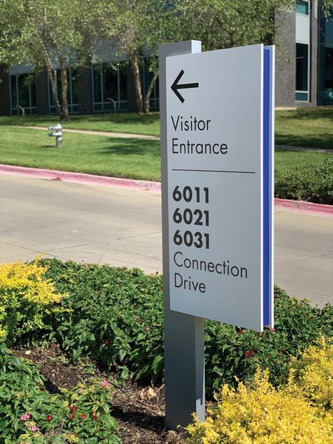 Experiential Graphics in Office / Corporate Developments: Las Colinas Connection Drive_Site Vehicular Directional Sign VDS Vehicular Directional Signage, Outdoor Directional Signage, Parking Sign Design, Direction Signage, Directional Signs Design, Monument Signage, Experiential Graphics, Hospital Signage, Pylon Signage