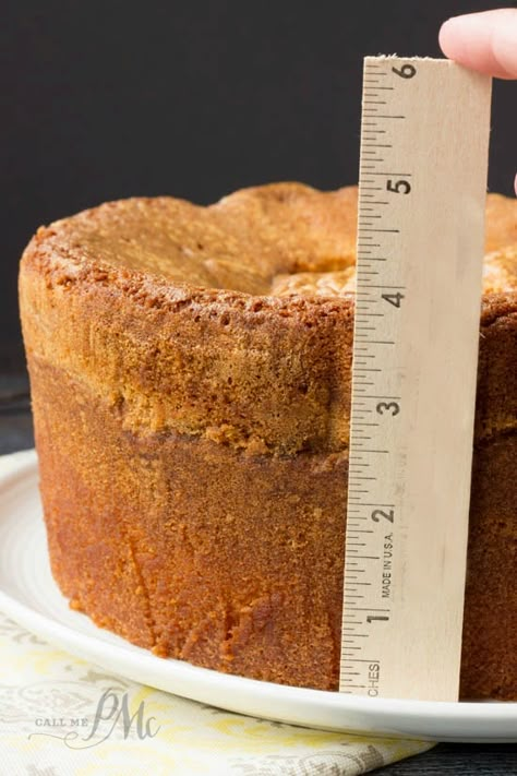 Mile High Pound Cake Recipe, Crunchy Top Pound Cake Recipe, Mile High Pound Cake, Pound Cakes Recipes, Best Pound Cake Recipe, Southern Pound Cake, Butter Pound Cake, Pound Cake Recipes Easy, Appetizer Easy