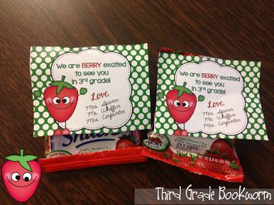 Berry Sweet Meet the Teacher Treats!  Don't run around at the last minute trying to put together Meet the Teacher treats. Print off what you need for your classroom buy some fruit snacks and you're done! :) The picture below will take you straight to your download!  3-5 back to school meet the teacher PK-2 student treats Third Grade Bookworm Open House Treats, Student Treats, Meet The Teacher Night, School Open House, Teacher Treats, Back To School Night, Classroom Freebies, School Treats, Meet The Teacher