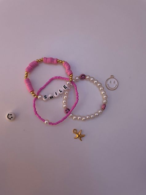 Light Pink Clay Bead Bracelet, Pink And Yellow Clay Bead Bracelet, Everyday Pink Smiley Face Bracelets, Trendy Pink Smiley Face Jewelry, Pink Clay Bead Bracelet, Playful Pink Beaded Bracelet With Smiley Face, Tropical Preppy, Preppy Outfits Aesthetic, Bead Bracelet Stack