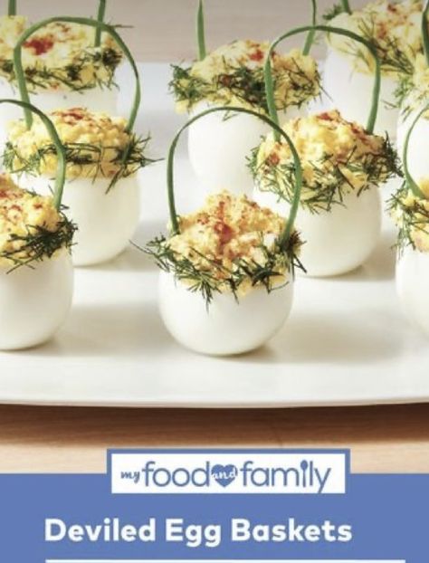 Egg Baskets, Easter Party Food, Potato Stacks, Easter Appetizers, Decorações Com Comidas, Easter Brunch Food, Party Food Platters, Deviled Egg, Easy Food Art