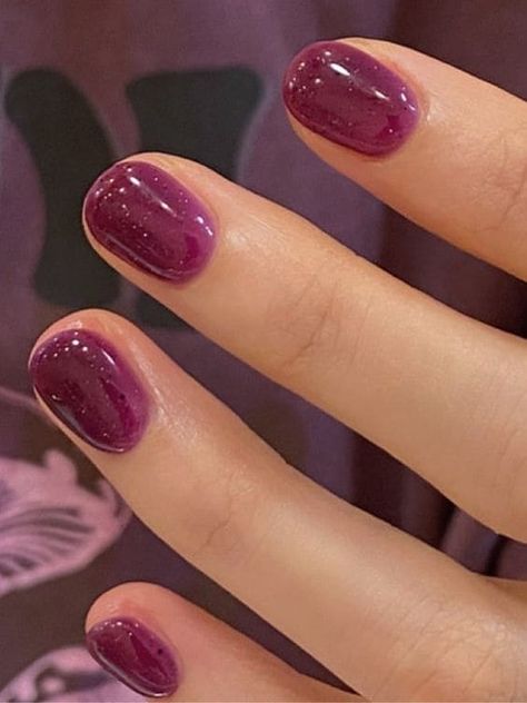 Dip Powder Nails Aesthetic, Milky Nails With Gold, Dark Purple Nails Short, Purple Jelly Nails, Nude Nail Design, Purple Manicure, Nails With Gold, Sheer Nails, Nail Designs Ideas