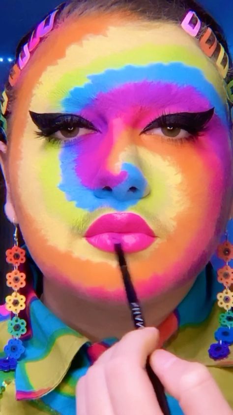 Tie Dye Face Paint, Rainbow Face Paint, Rainbow Face, Paint Makeup, Colorful Photography, Mask Painting, Face Paint Makeup, Rainbow Makeup, Painting Activities