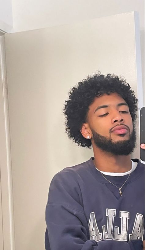 Mens Twists Hairstyles, Taper Fade Curly Hair, Hair Twists Black, Black Hair Cuts, Curly Hair Fade, Men Haircut Curly Hair, Black Men Beards, Light Skin Men, Black Men Haircuts