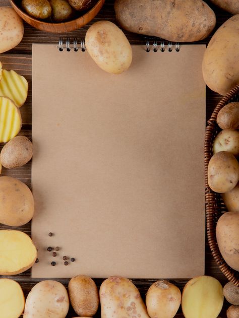 Potato Background Aesthetic, Potatoes Wallpaper, Potato Background, Potato Wallpaper, Potato Aesthetic, Chicken Massaman Curry, Food Background Wallpapers, Food Photography Background, Potato Wedges Baked