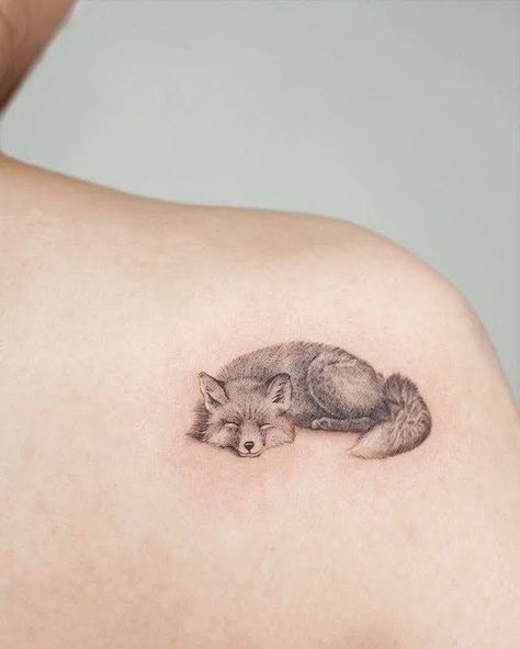 Small Fox Tattoos For Women, Small Fox Tattoo, Chest Neck Tattoo, Red Fox Tattoos, Istanbul Tattoo, Elk Tattoo, Tatoo Dog, Raccoon Tattoo, Fox Tattoo Design