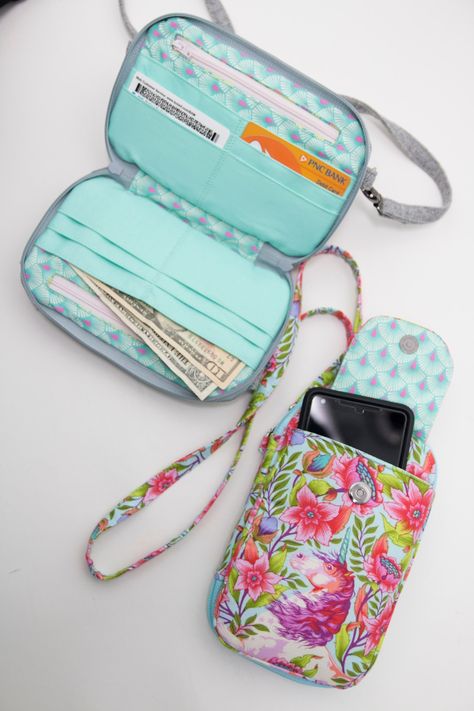 Sew Wallet, Sew Bags, Sew Sweetness, Bags Diy, Project Bags, Fabric Wallet, Cell Phone Bag, Cell Phone Wallet, Sewing Purses