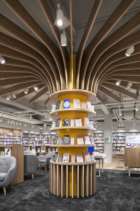 Modern Bookshelf Design, Interior Pillars, Column Cladding, Column Ideas, Trading Room, Bookstore Design, Bibliotheque Design, Camden Market, Pillar Design