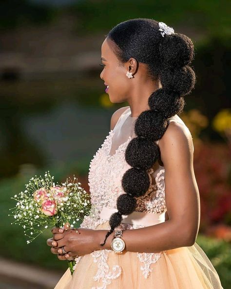 Hairstyles Kenya, Bubble Pony, Wedding Ponytail Hairstyles, Natural Hair Ponytail, Wedding Ponytail, Braids Styling, Marley Braids, Natural Wedding Hairstyles, Hairstyles Inspiration