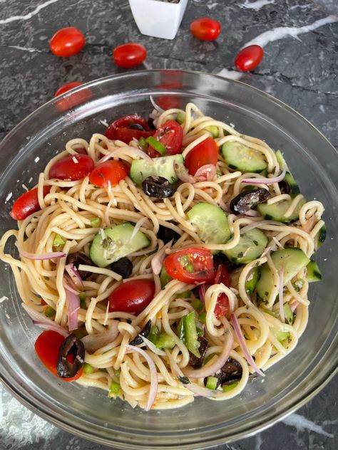 California Spaghetti Salad California Spaghetti Salad, California Spaghetti, Creative Salads, California Salad, Spinach Salads, Spaghetti Pasta Salad, Beach Projects, Keto Salads, Spaghetti Salad