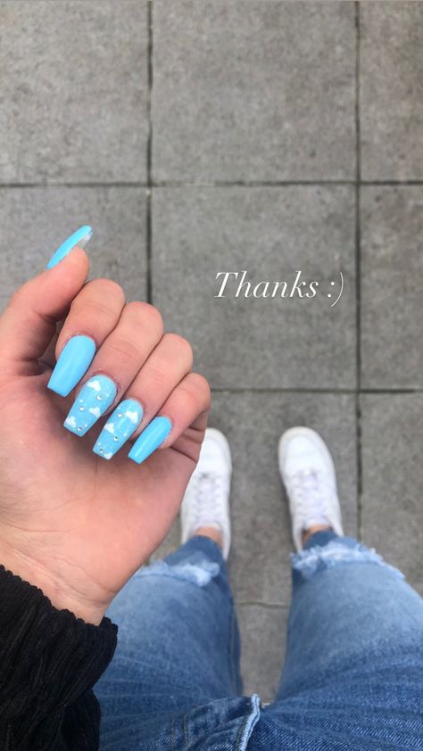 Blue clouds Cyan Blue Nails, Sky Blue Nail Art, Blue Cloud Nails, Cyan Nails, Light Blue Nail Designs, Cloud Nails, Baby Shower Nails, Sky Blue Nails, Light Blue Nails