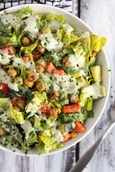 Roasted Chickpea Salad with Vegan Ranch Dressing – Emilie Eats Almond Butter Dressing, Asian Quinoa Salad, Roasted Chickpea Salad, Chickpea Salad Vegan, Filling Salad Recipes, Butter Dressing, Roasted Chickpea, Vegan Ranch Dressing, Salad Jar Recipe