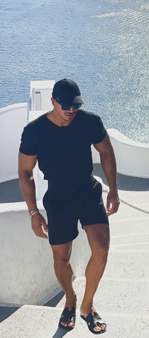 Mens Aesthetic Fashion, Pilates For Men, Mens Aesthetic, Athletic Aesthetic, Gym Outfit Men, Estilo Real, Aesthetic Streetwear, Summer Attire, Casual Summer Shorts