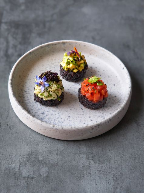 Canape Ideas Fine Dining, Vegan Starters Fine Dining, Fine Dining Vegan, Vegan Fine Dining Recipes, Vegan Main Course Fine Dining, Vegan Fine Dining, Fine Dining Starters Michelin Star, Amouse Boush Fine Dining, Fancy Food Presentation