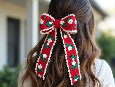 Christmas Crochet Wearables, Crochet For Hair, Crochet Christmas Bow, Crochet Christmas Hair Accessories, Crochet Christmas Accessories, Crochet Ideas For Christmas, Crochet Christmas Headband, Cute Christmas Crochet, Crochet Hair Bow