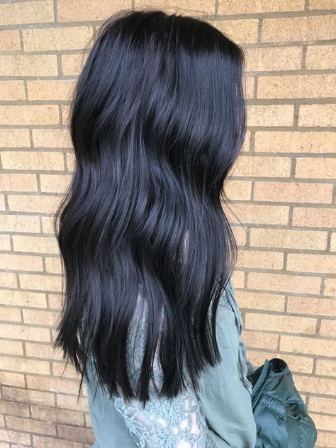 Black Beach Waves | @kennediegrace.hairartist_ Soft Black Hair, Highlights Brunette, Fall Highlights, Dark Brunette Hair, Brown Hair Inspo, Jet Black Hair, Black Beach, Brunette Color, Hair Color And Cut