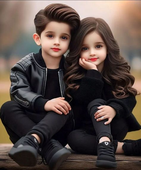 Fb Profile Photo, Meldi Ma Hd Photo, Drawing Couple Poses, Cute Love Photos, Whatsapp Wallpaper Cute, Couple Pics For Dp, Cute Couple Dp, Couple Dp, Blur Background