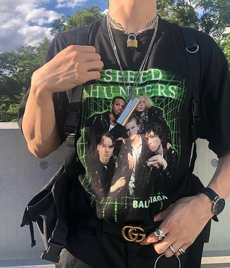 Balenciaga Speed Hunters, Speed Hunters, Style Balenciaga, Balenciaga Speed, Grunge Aesthetic, Daily Outfits, Streetwear Fashion, Behind The Scenes, Balenciaga