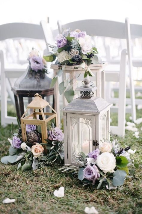 Purple Ceremony Decor, Lavender Decorations, Lavender And White Wedding, Wedding Invitation Lavender, Wedding Bouquet Lavender, Lavender Wedding Centerpieces, Lilac Wedding Themes, August Wedding Colors, October Wedding Colors