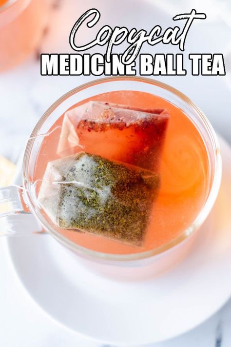 This copycat Starbucks Medicine Ball Tea only has four ingredients and is perfect to make at home in the cold months. You just need lemonade, honey, mint tea, and peach tea to warm your bones! | www.persnicketyplates.com Peach Mint Tea, Starbucks Tea Recipes, Starbucks Medicine Ball Tea, Starbucks Medicine Ball Recipe, Medicine Ball Tea, Star Buck, Starbucks Medicine Ball, Passion Tea Lemonade, Sugar Free Lemonade