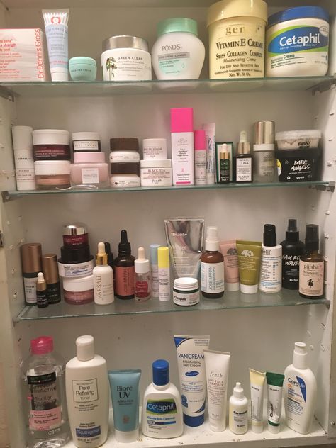 I heard you guys like Shelfies... [misc] Berry Farm, Skincare Organization, Bath And Body Care, Healthy Lifestyle Inspiration, Beauty Skin Care Routine, روتين العناية بالبشرة, Face Skin Care, Skin Care Essentials, Skin Care Products